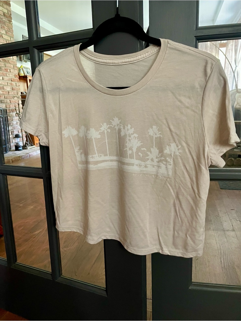 Vuori Cream Short Sleeve Graphic Tee